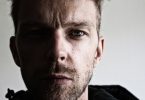 7 Ways to Outsmart a Narcissist in Conversation